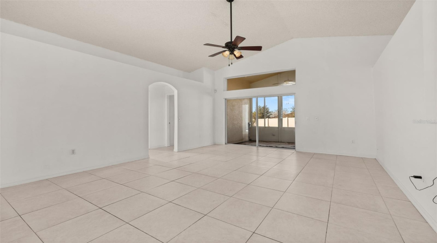 DAVENPORT, Florida 33837, 3 Bedrooms Bedrooms, ,2 BathroomsBathrooms,Residential,For Sale,SIR PHILLIPS,0,MFRS5140912