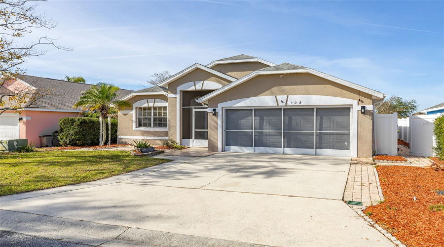 DAVENPORT, Florida 33837, 3 Bedrooms Bedrooms, ,2 BathroomsBathrooms,Residential,For Sale,SIR PHILLIPS,0,MFRS5140912