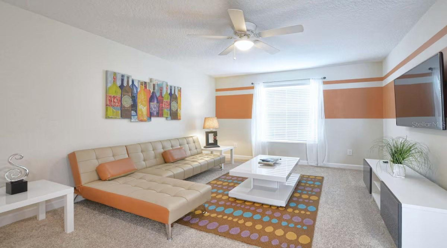 KISSIMMEE, Florida 34746, 6 Bedrooms Bedrooms, ,5 BathroomsBathrooms,Residential,For Sale,KINGS CASTLE,0,MFRO6369736