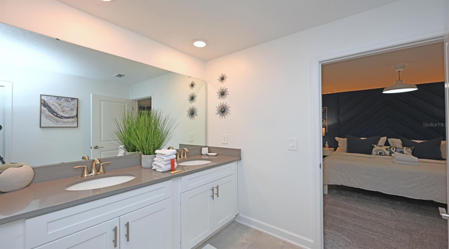 KISSIMMEE, Florida 34746, 8 Bedrooms Bedrooms, ,5 BathroomsBathrooms,Residential,For Sale,PENELOPE,0,MFRO6370455