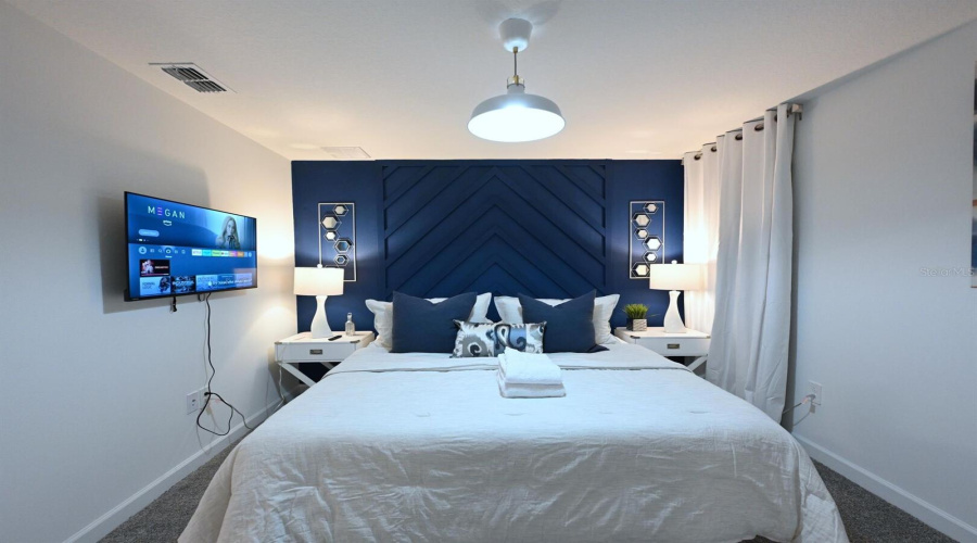 KISSIMMEE, Florida 34746, 8 Bedrooms Bedrooms, ,5 BathroomsBathrooms,Residential,For Sale,PENELOPE,0,MFRO6370455