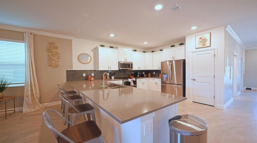 KISSIMMEE, Florida 34746, 8 Bedrooms Bedrooms, ,5 BathroomsBathrooms,Residential,For Sale,PARAGRAPH,0,MFRO6370464