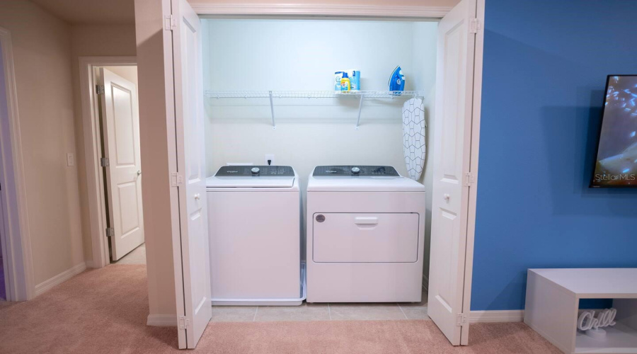 DAVENPORT, Florida 33897, 5 Bedrooms Bedrooms, ,4 BathroomsBathrooms,Residential,For Sale,LANA,0,MFRO6291769