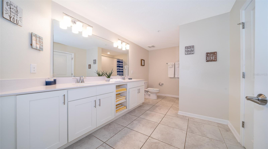 KISSIMMEE, Florida 34746, 3 Bedrooms Bedrooms, ,2 BathroomsBathrooms,Residential,For Sale,PARADOX,0,MFRS5140982