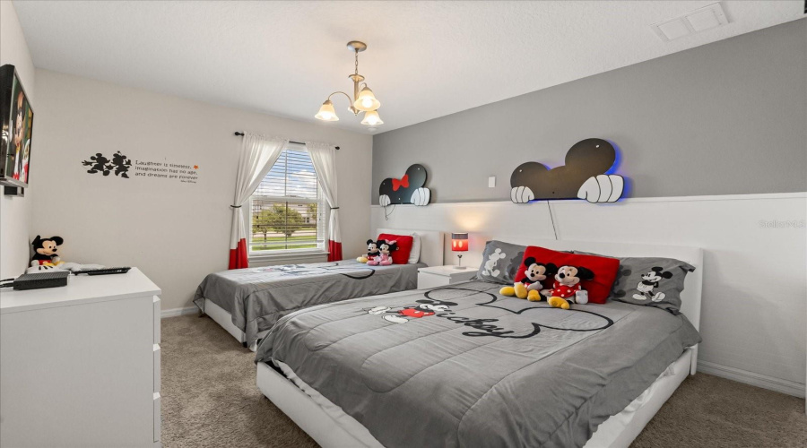 KISSIMMEE, Florida 34747, 5 Bedrooms Bedrooms, ,4 BathroomsBathrooms,Residential,For Sale,CAREY PALM CIR,0,MFRO6320571