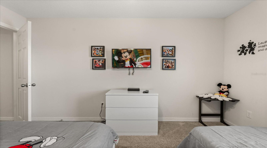 KISSIMMEE, Florida 34747, 5 Bedrooms Bedrooms, ,4 BathroomsBathrooms,Residential,For Sale,CAREY PALM CIR,0,MFRO6320571