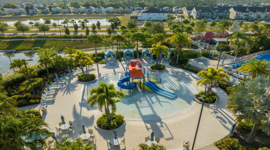 KISSIMMEE, Florida 34747, 5 Bedrooms Bedrooms, ,4 BathroomsBathrooms,Residential,For Sale,CAREY PALM CIR,0,MFRO6320571