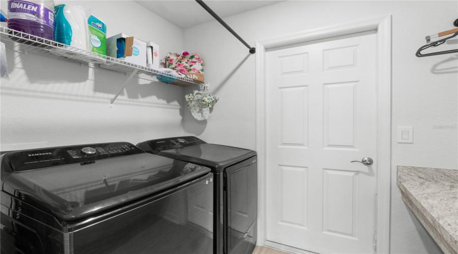 DAVENPORT, Florida 33837, 4 Bedrooms Bedrooms, ,2 BathroomsBathrooms,Residential,For Sale,FLEUR,0,MFRS5127360