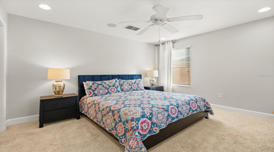 DAVENPORT, Florida 33837, 6 Bedrooms Bedrooms, ,5 BathroomsBathrooms,Residential,For Sale,ORANGE COSMOS,0,MFRO6365702