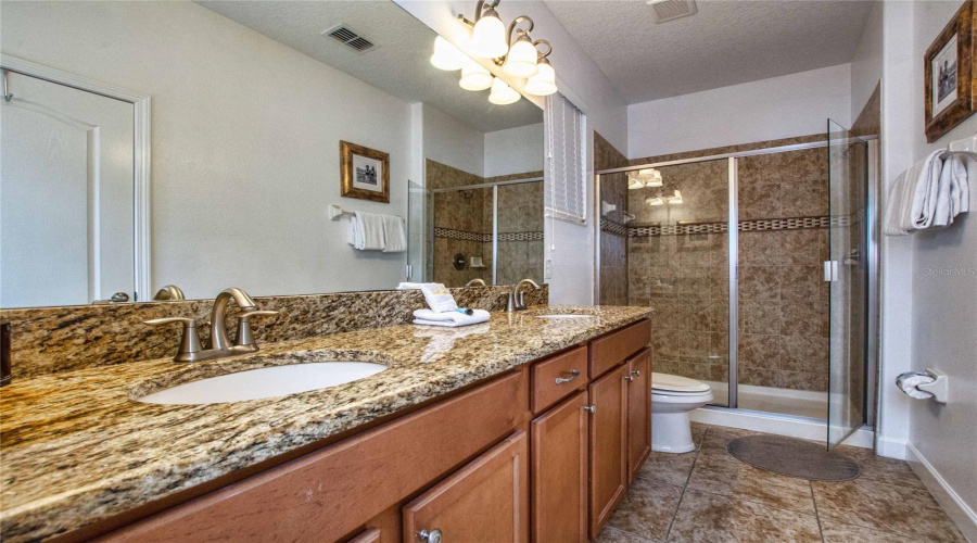 KISSIMMEE, Florida 34747, 5 Bedrooms Bedrooms, ,5 BathroomsBathrooms,Residential,For Sale,CUBAN PALM,0,MFRS5122762