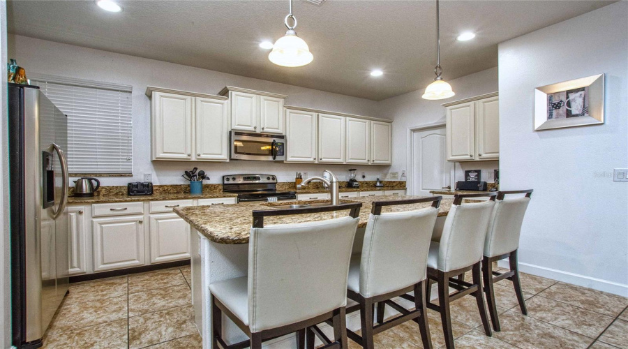 KISSIMMEE, Florida 34747, 5 Bedrooms Bedrooms, ,5 BathroomsBathrooms,Residential,For Sale,CUBAN PALM,0,MFRS5122762