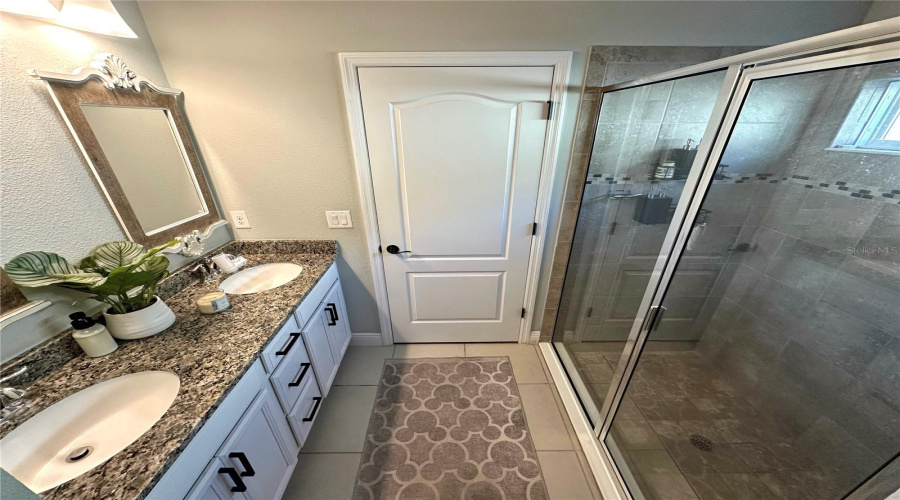 DAVENPORT, Florida 33837, 4 Bedrooms Bedrooms, ,3 BathroomsBathrooms,Residential,For Sale,WHIRLAWAY DRIVE,0,MFRG5099049