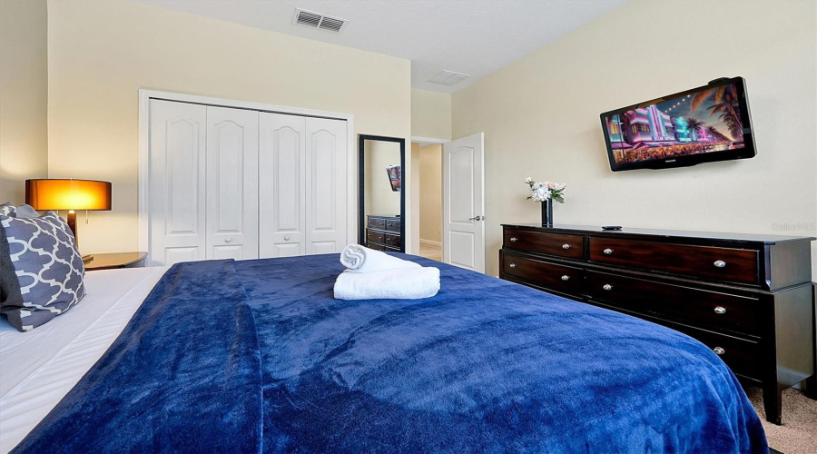 KISSIMMEE, Florida 34747, 6 Bedrooms Bedrooms, ,5 BathroomsBathrooms,Residential,For Sale,CANDY PALM,0,MFRS5124097