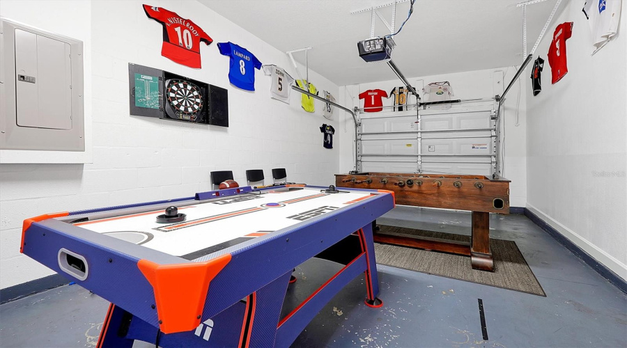 KISSIMMEE, Florida 34747, 6 Bedrooms Bedrooms, ,5 BathroomsBathrooms,Residential,For Sale,CANDY PALM,0,MFRS5124097