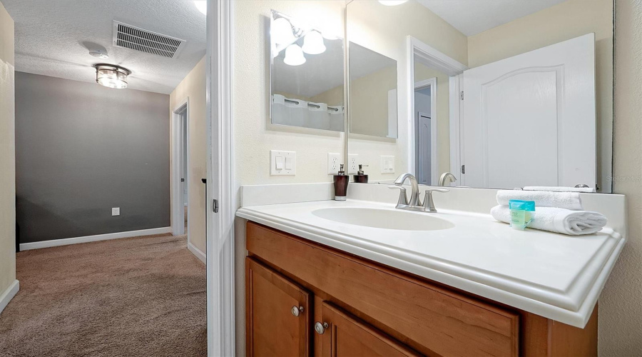 KISSIMMEE, Florida 34747, 6 Bedrooms Bedrooms, ,5 BathroomsBathrooms,Residential,For Sale,CANDY PALM,0,MFRS5124097