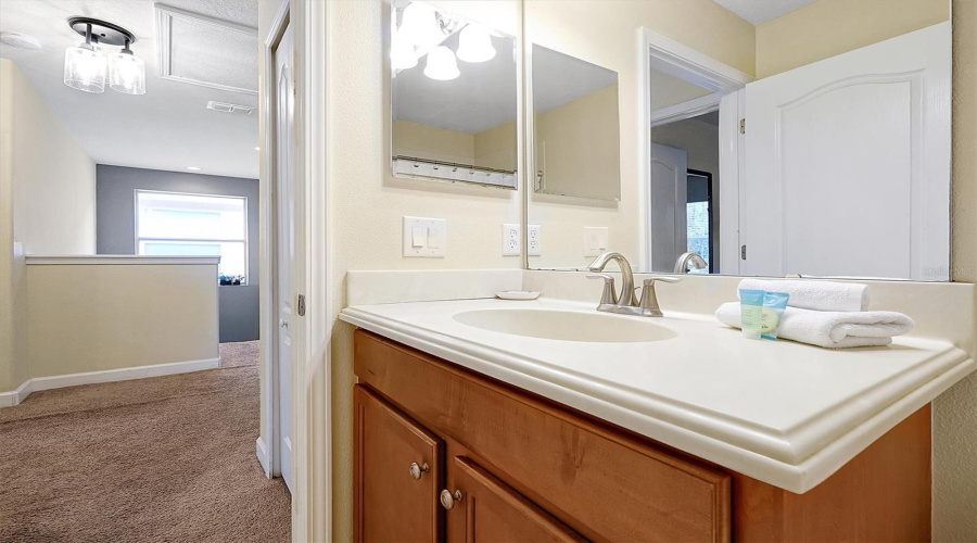 KISSIMMEE, Florida 34747, 6 Bedrooms Bedrooms, ,5 BathroomsBathrooms,Residential,For Sale,CANDY PALM,0,MFRS5124097