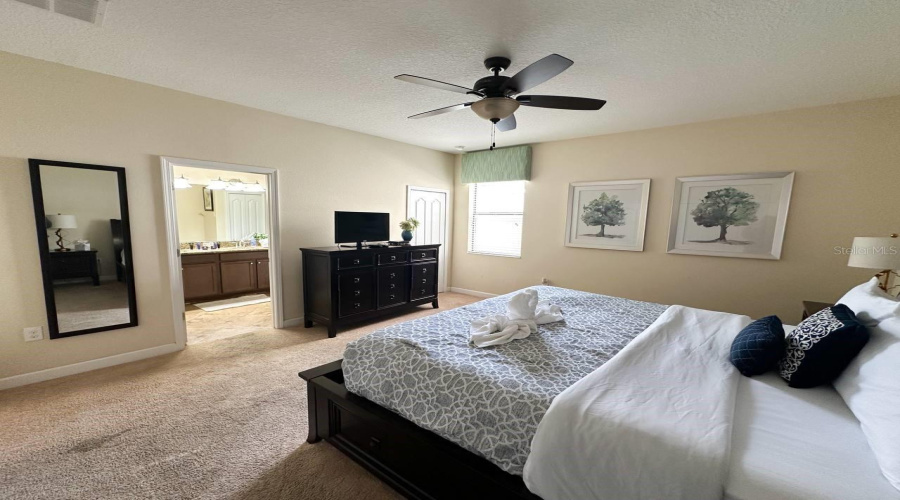 DAVENPORT, Florida 33896, 4 Bedrooms Bedrooms, ,3 BathroomsBathrooms,Residential,For Sale,SHADOW MOUNTAIN,0,MFRO6255749