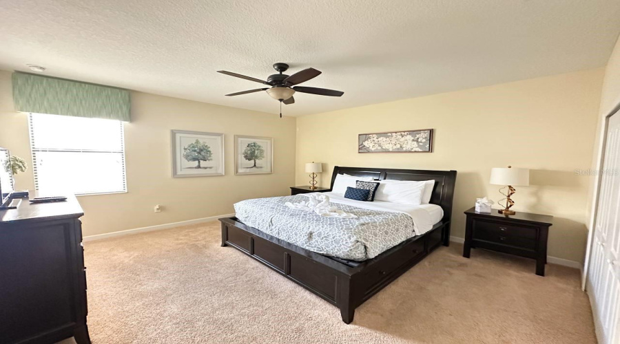 DAVENPORT, Florida 33896, 4 Bedrooms Bedrooms, ,3 BathroomsBathrooms,Residential,For Sale,SHADOW MOUNTAIN,0,MFRO6255749