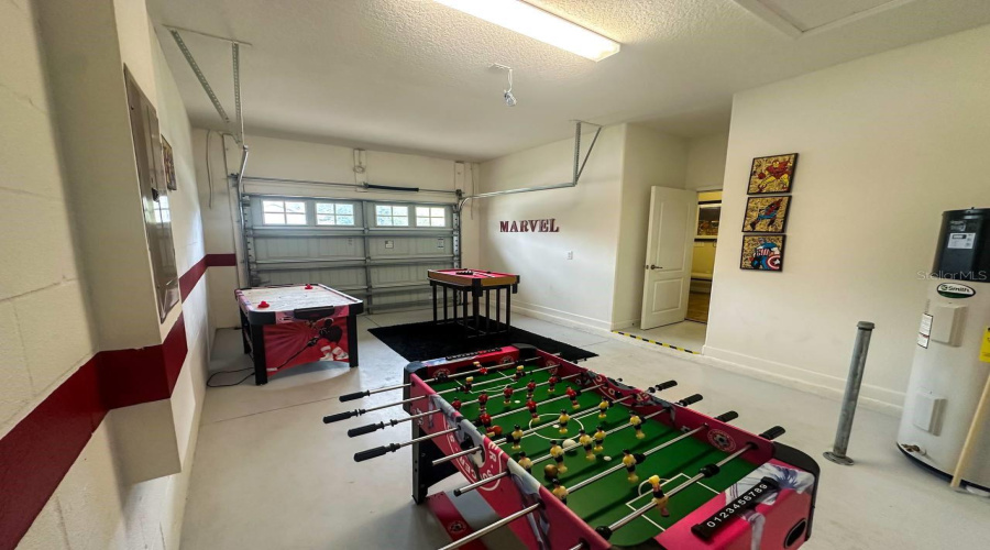 DAVENPORT, Florida 33896, 4 Bedrooms Bedrooms, ,3 BathroomsBathrooms,Residential,For Sale,SHADOW MOUNTAIN,0,MFRO6255749