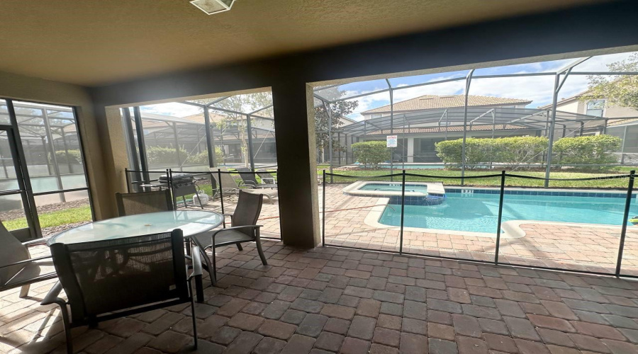 DAVENPORT, Florida 33896, 4 Bedrooms Bedrooms, ,3 BathroomsBathrooms,Residential,For Sale,SHADOW MOUNTAIN,0,MFRO6255749