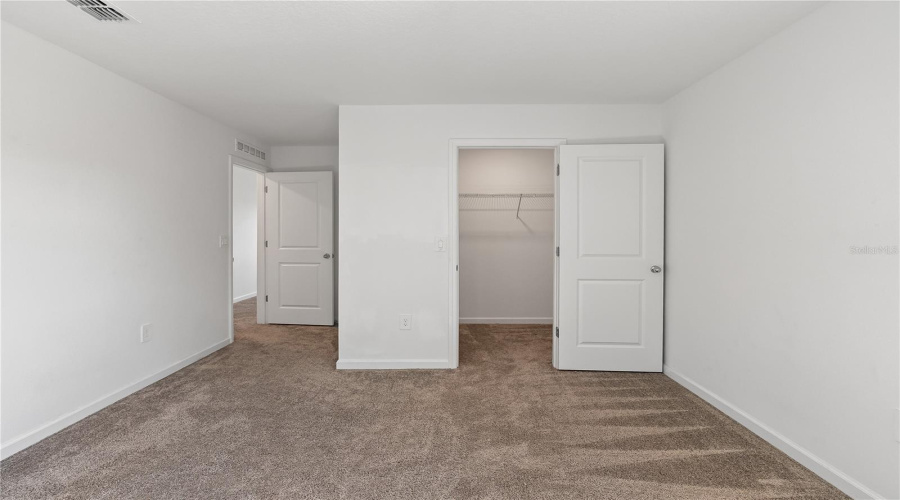 KISSIMMEE, Florida 34746, 5 Bedrooms Bedrooms, ,2 BathroomsBathrooms,Residential,For Sale,TWISTED TWIG,0,MFRS5140959