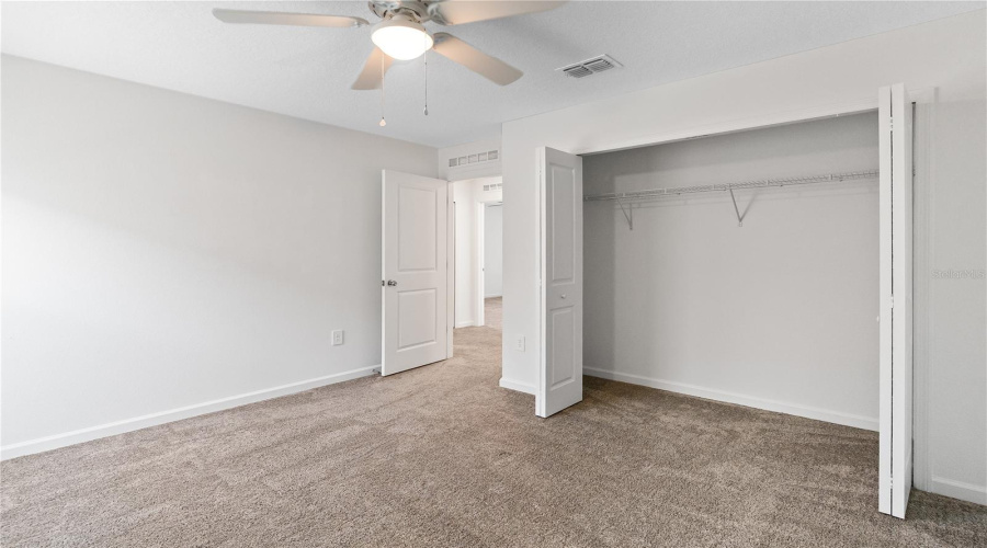 KISSIMMEE, Florida 34746, 5 Bedrooms Bedrooms, ,2 BathroomsBathrooms,Residential,For Sale,TWISTED TWIG,0,MFRS5140959