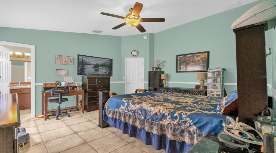 DAVENPORT, Florida 33837, 3 Bedrooms Bedrooms, ,2 BathroomsBathrooms,Residential,For Sale,MERRIMACK,0,MFRP4935201
