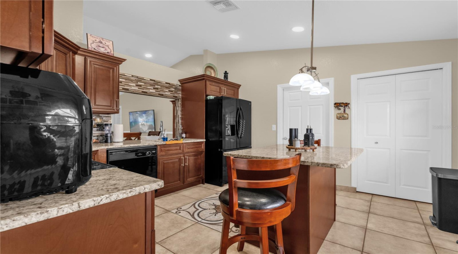 DAVENPORT, Florida 33837, 3 Bedrooms Bedrooms, ,2 BathroomsBathrooms,Residential,For Sale,MERRIMACK,0,MFRP4935201