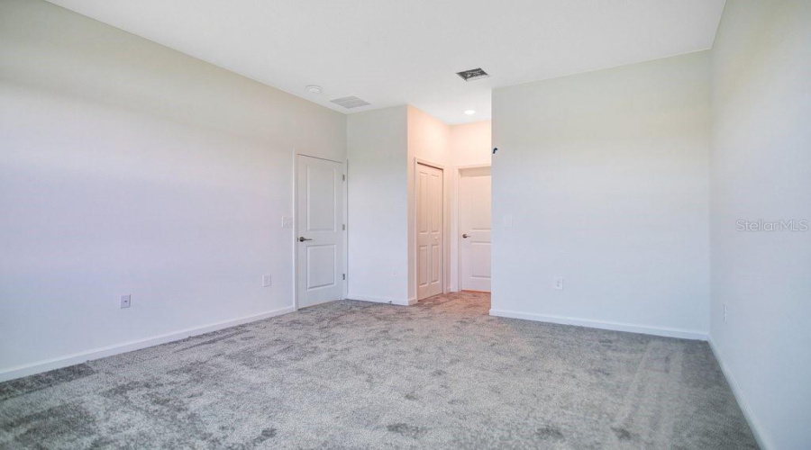 DAVENPORT, Florida 33837, 4 Bedrooms Bedrooms, ,3 BathroomsBathrooms,Residential,For Sale,CAMDEN,0,MFRS5140991