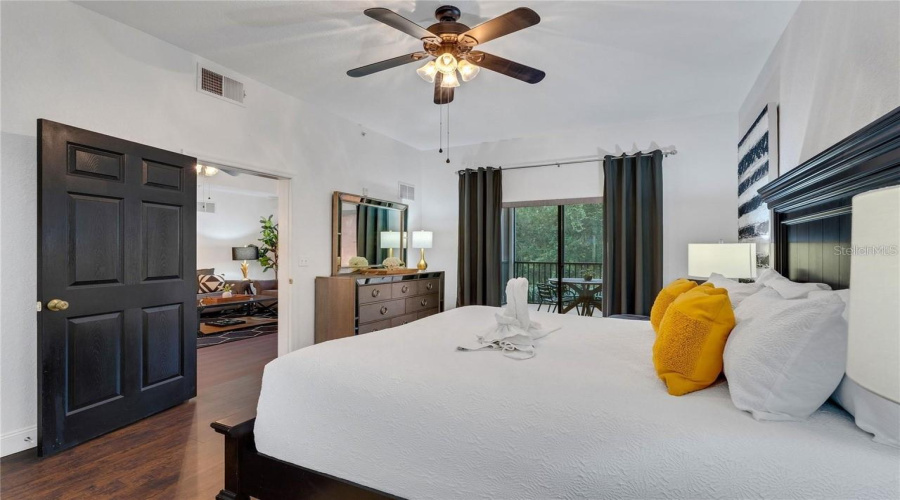 KISSIMMEE, Florida 34747, 3 Bedrooms Bedrooms, ,2 BathroomsBathrooms,Residential,For Sale,TREASURE TROVE,0,MFRO6351539