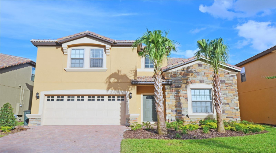 KISSIMMEE, Florida 34747, 8 Bedrooms Bedrooms, ,6 BathroomsBathrooms,Residential,For Sale,LIMA,0,MFRO6303191