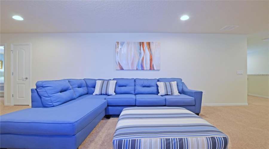 KISSIMMEE, Florida 34747, 8 Bedrooms Bedrooms, ,6 BathroomsBathrooms,Residential,For Sale,LIMA,0,MFRO6303191