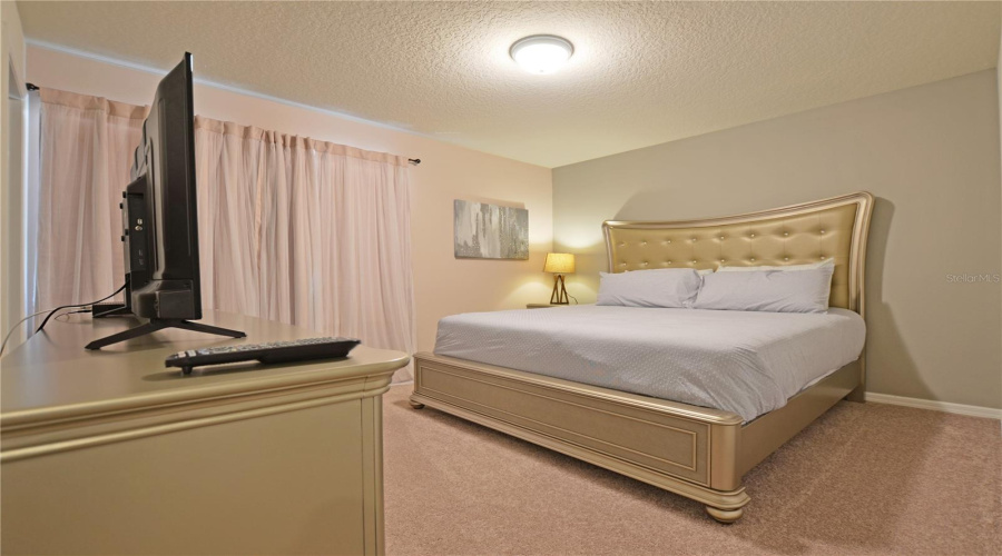 KISSIMMEE, Florida 34747, 8 Bedrooms Bedrooms, ,6 BathroomsBathrooms,Residential,For Sale,LIMA,0,MFRO6303191