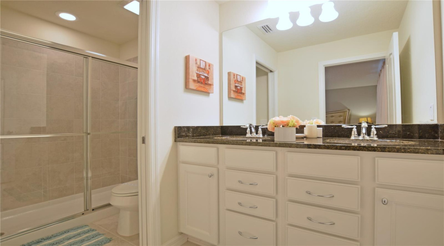 KISSIMMEE, Florida 34747, 8 Bedrooms Bedrooms, ,6 BathroomsBathrooms,Residential,For Sale,LIMA,0,MFRO6303191