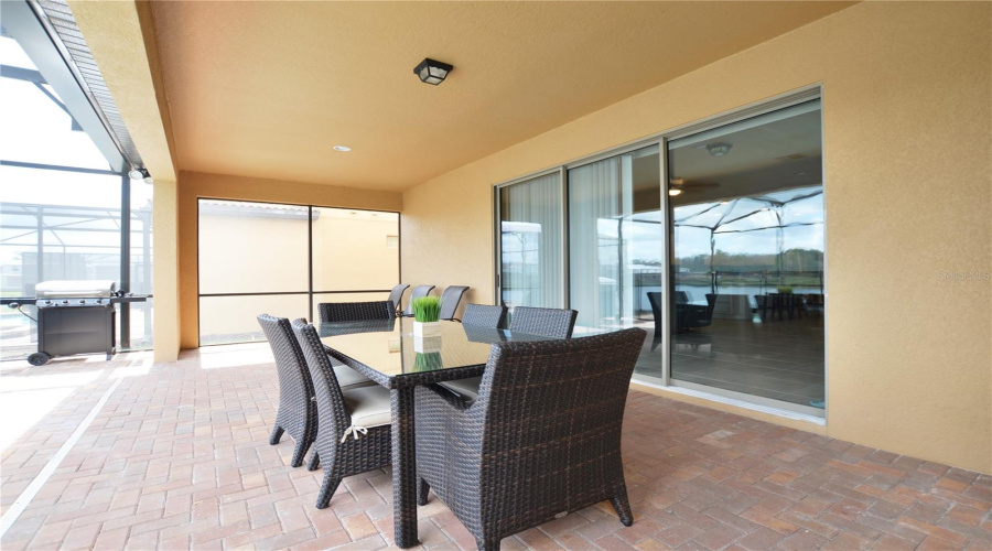 KISSIMMEE, Florida 34747, 8 Bedrooms Bedrooms, ,6 BathroomsBathrooms,Residential,For Sale,LIMA,0,MFRO6303191