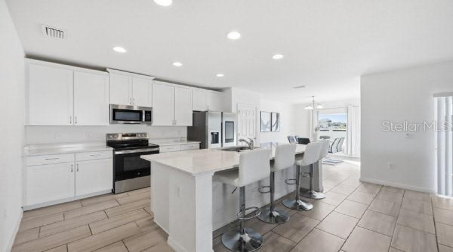 DAVENPORT, Florida 33837, 4 Bedrooms Bedrooms, ,3 BathroomsBathrooms,Residential,For Sale,SAND TORCH,0,MFRS5141021