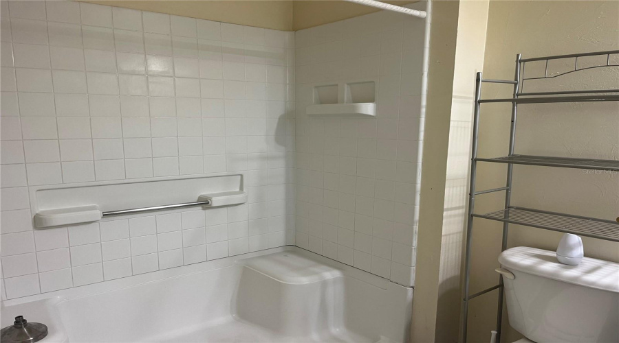 KISSIMMEE, Florida 34747, 3 Bedrooms Bedrooms, ,2 BathroomsBathrooms,Residential,For Sale,CRYSTAL COVE,0,MFRS5141029