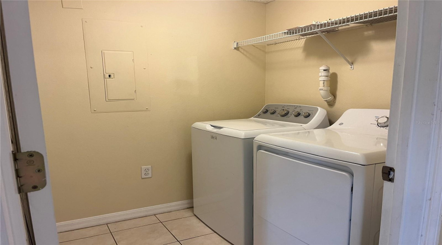 KISSIMMEE, Florida 34747, 3 Bedrooms Bedrooms, ,2 BathroomsBathrooms,Residential,For Sale,CRYSTAL COVE,0,MFRS5141029