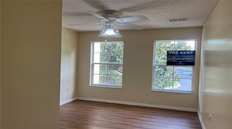 KISSIMMEE, Florida 34747, 3 Bedrooms Bedrooms, ,2 BathroomsBathrooms,Residential,For Sale,CRYSTAL COVE,0,MFRS5141029