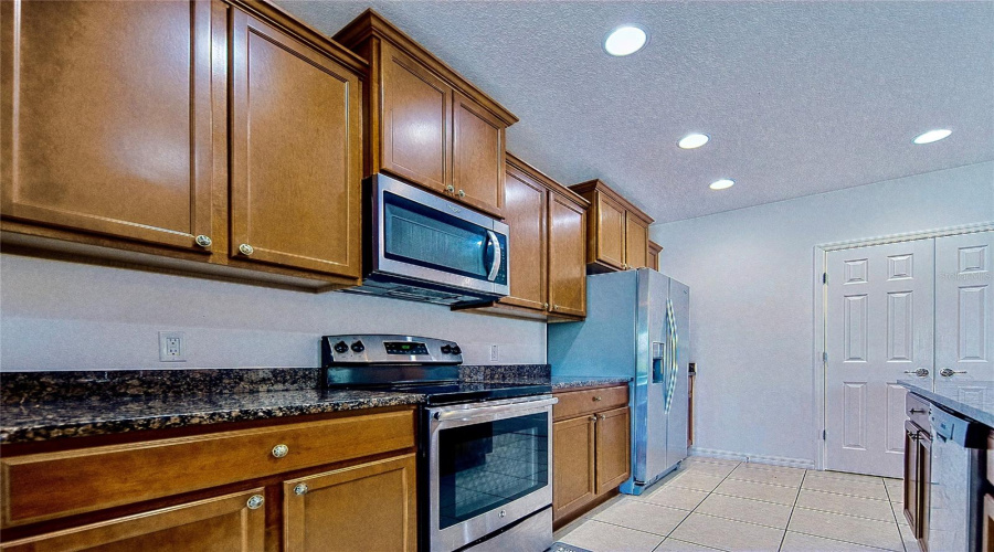 KISSIMMEE, Florida 34746, 4 Bedrooms Bedrooms, ,2 BathroomsBathrooms,Residential,For Sale,CARRICK BEND,0,MFRS5122341