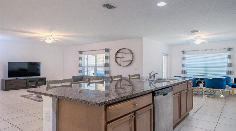 KISSIMMEE, Florida 34746, 4 Bedrooms Bedrooms, ,2 BathroomsBathrooms,Residential,For Sale,CARRICK BEND,0,MFRS5122341