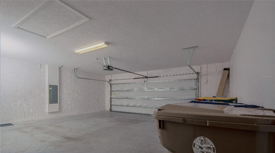 KISSIMMEE, Florida 34746, 4 Bedrooms Bedrooms, ,2 BathroomsBathrooms,Residential,For Sale,CARRICK BEND,0,MFRS5122341