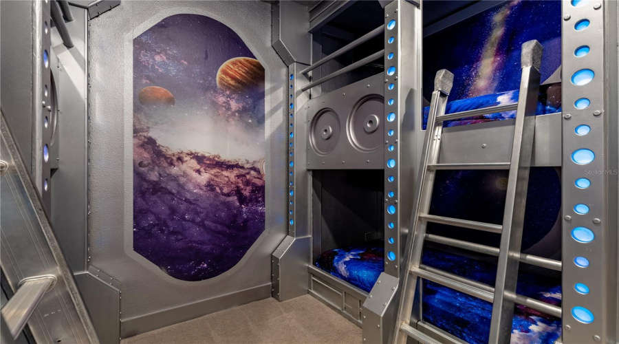 KISSIMMEE, Florida 34747, 6 Bedrooms Bedrooms, ,6 BathroomsBathrooms,Residential,For Sale,JACK NICKLAUS,0,MFRO6369865