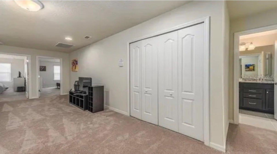 KISSIMMEE, Florida 34747, 5 Bedrooms Bedrooms, ,4 BathroomsBathrooms,Residential,For Sale,SYDNEY,0,MFRO6370850