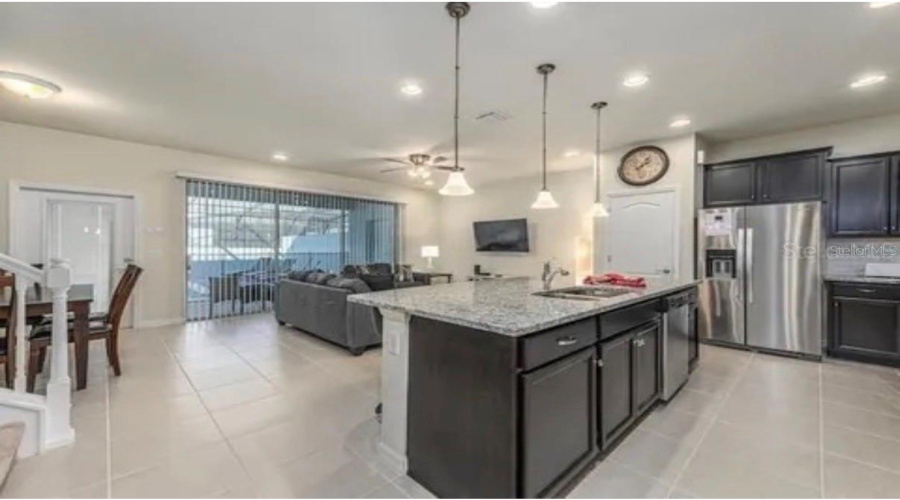 KISSIMMEE, Florida 34747, 5 Bedrooms Bedrooms, ,4 BathroomsBathrooms,Residential,For Sale,SYDNEY,0,MFRO6370850