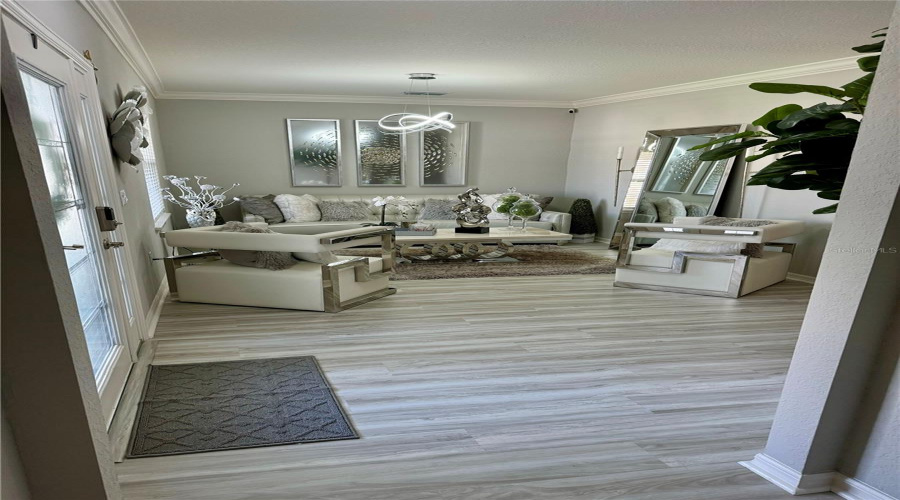 Formal Dining Room/ Used as Formal Living Room