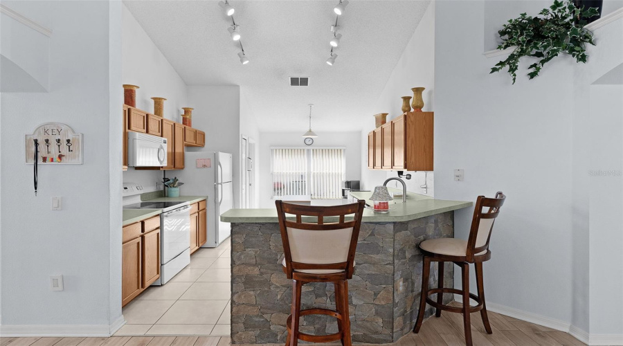 DAVENPORT, Florida 33896, 4 Bedrooms Bedrooms, ,3 BathroomsBathrooms,Residential,For Sale,SADDLE RIDGE,0,MFRG5106101