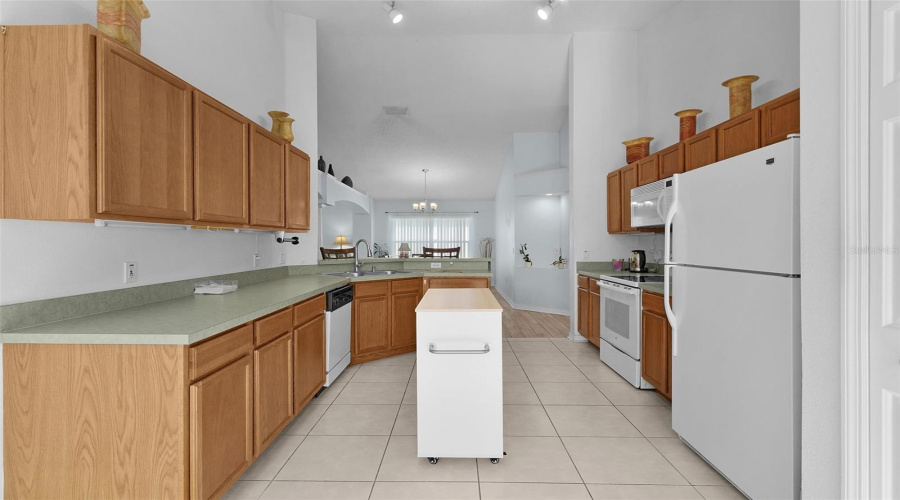 DAVENPORT, Florida 33896, 4 Bedrooms Bedrooms, ,3 BathroomsBathrooms,Residential,For Sale,SADDLE RIDGE,0,MFRG5106101