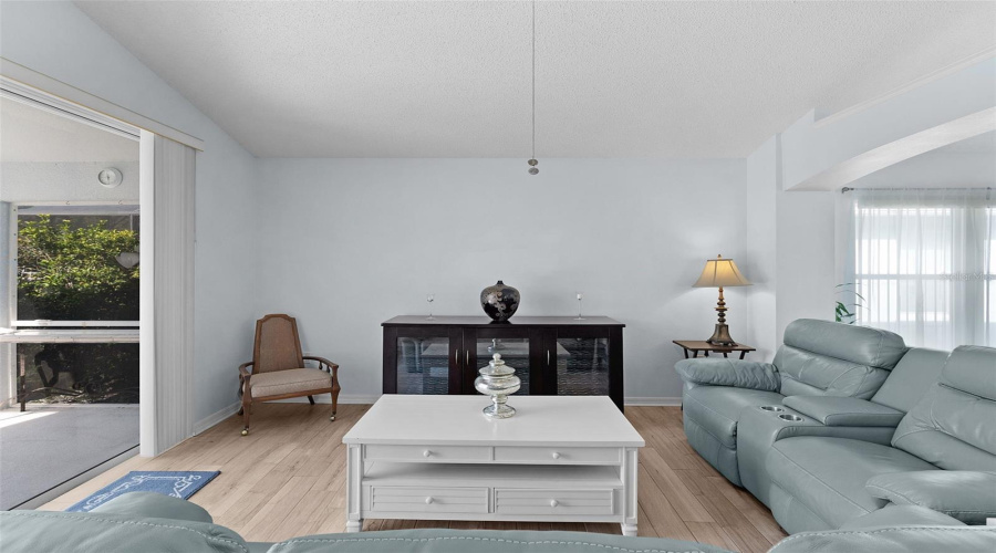 DAVENPORT, Florida 33896, 4 Bedrooms Bedrooms, ,3 BathroomsBathrooms,Residential,For Sale,SADDLE RIDGE,0,MFRG5106101