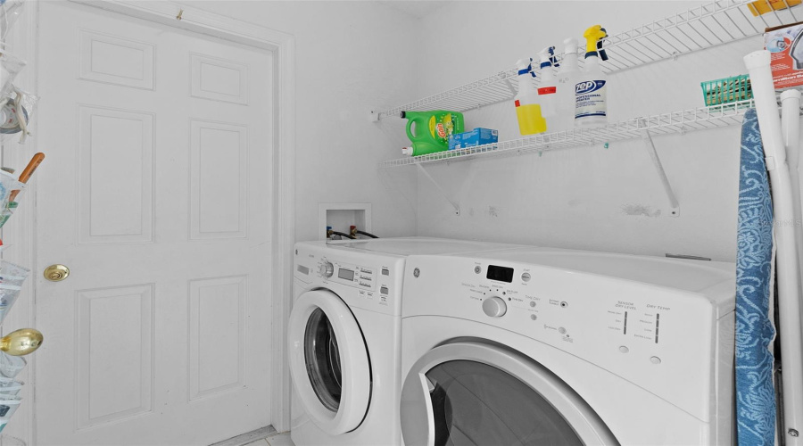 DAVENPORT, Florida 33896, 4 Bedrooms Bedrooms, ,3 BathroomsBathrooms,Residential,For Sale,SADDLE RIDGE,0,MFRG5106101